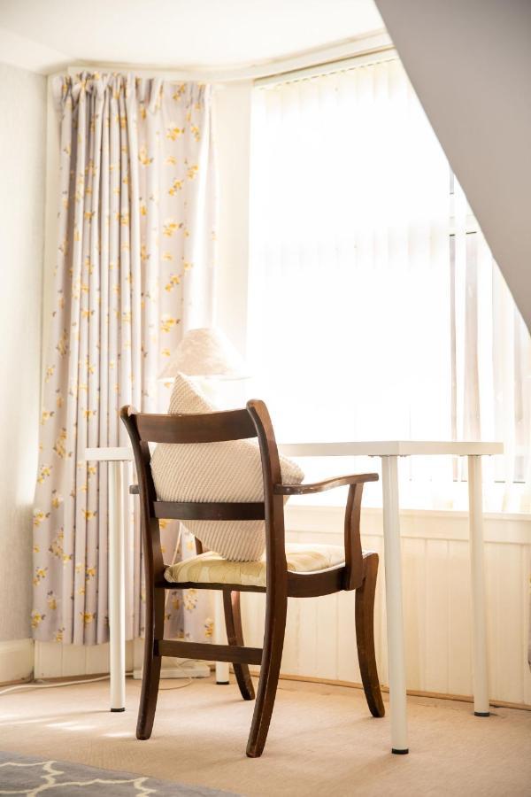 Sandgate 2-Bed Apartment In Ayr Central Location Екстериор снимка