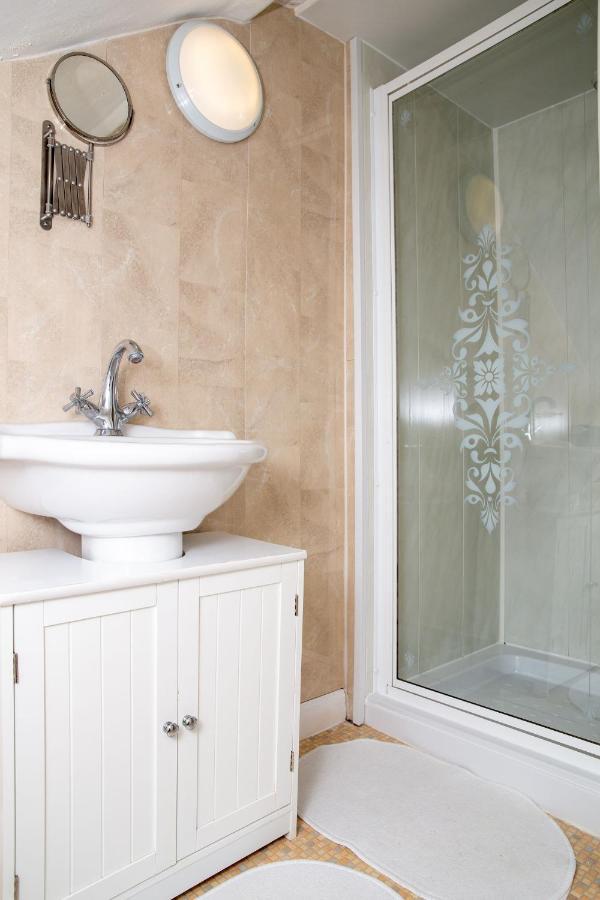 Sandgate 2-Bed Apartment In Ayr Central Location Екстериор снимка